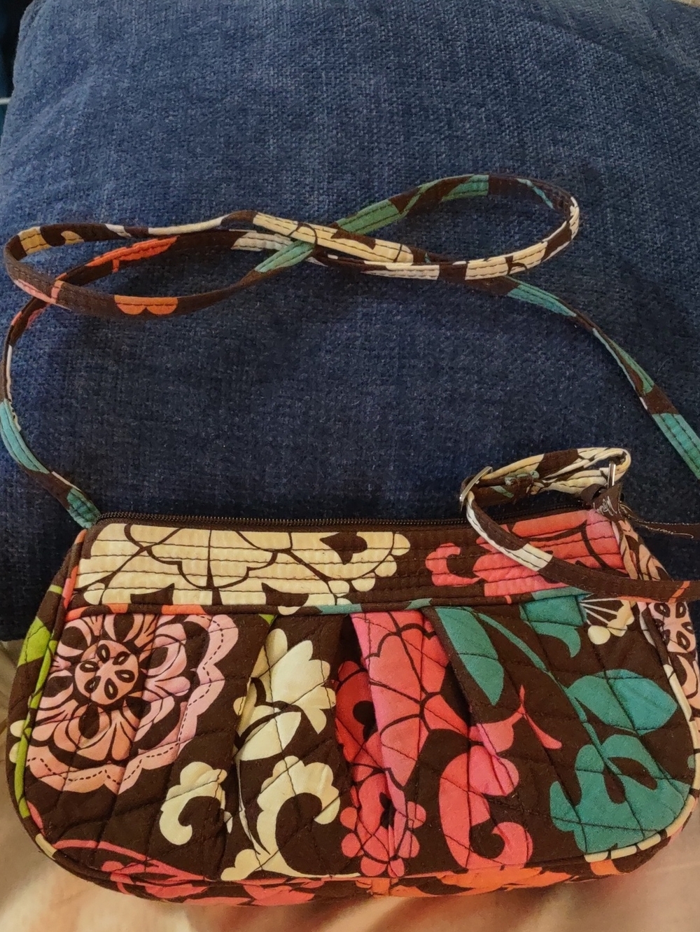 Vera Bradley LOLA Retired Floral Quilted Shoulder Bag In Excellent Condition